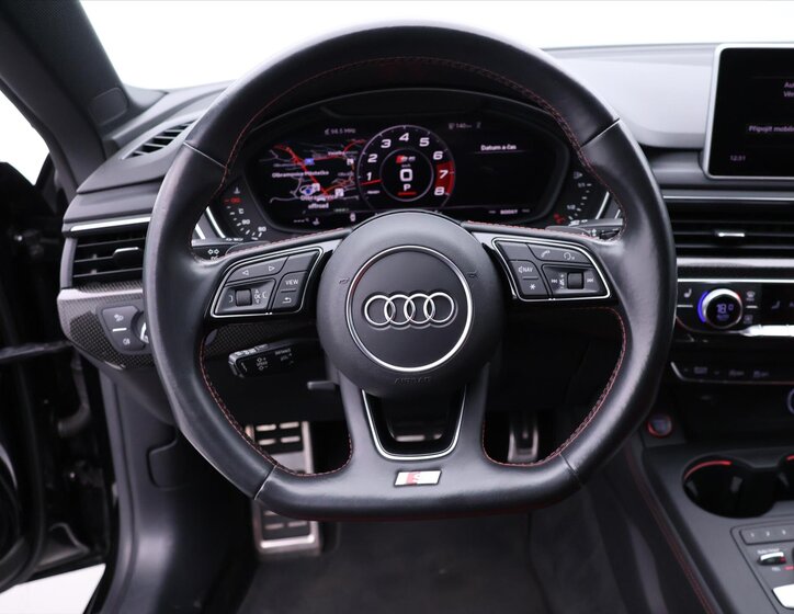 Audi S5 Sedan 3,0 l 260 kw