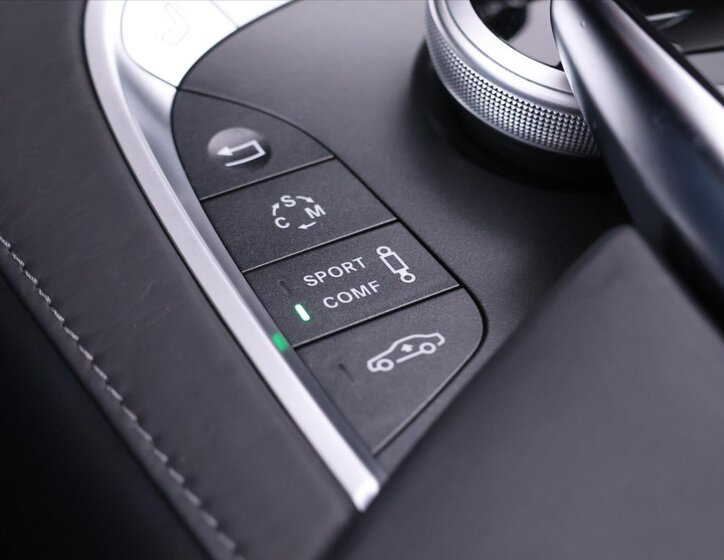 Mercedes-Benz Třídy S Kupé 5,5 l 430 kw