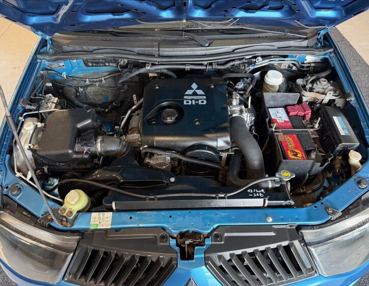 Mitsubishi L200 Pick-up 2,5 l 100 kw