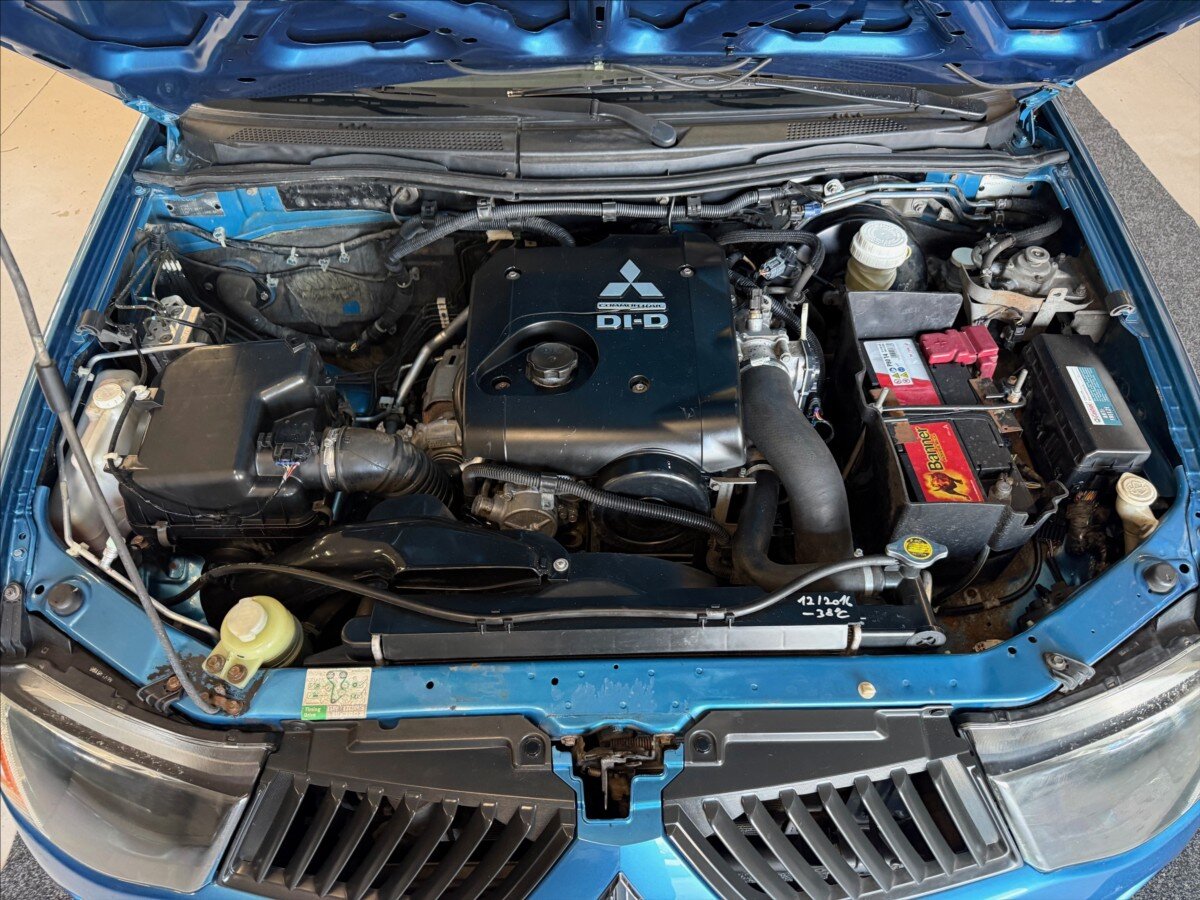 Mitsubishi L200 Pick-up 2,5 l 100 kw