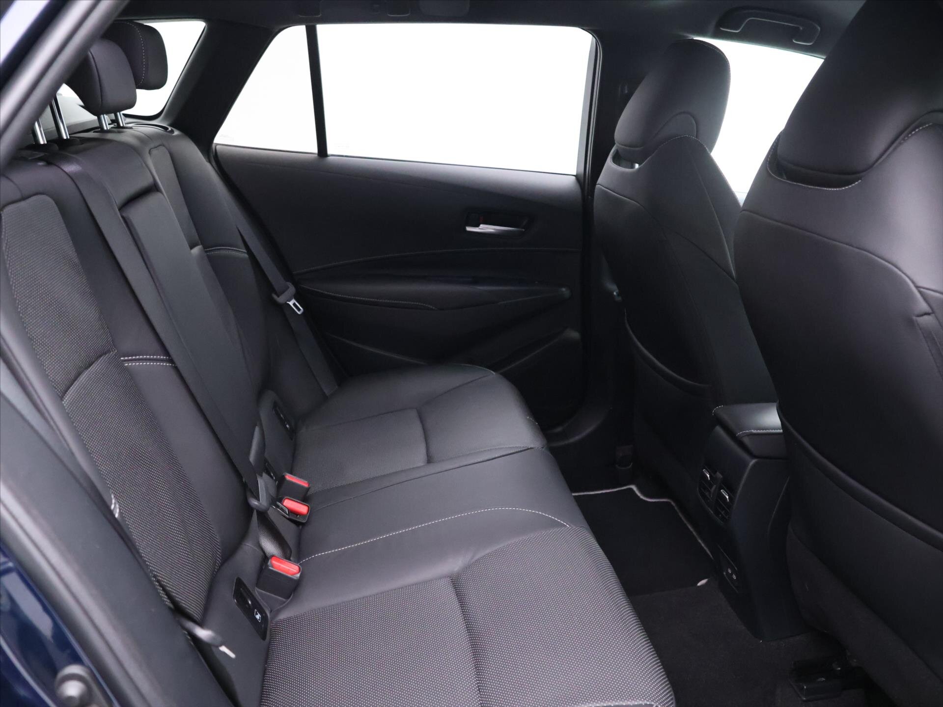 Toyota Corolla Kombi 2,0 l 112 kw