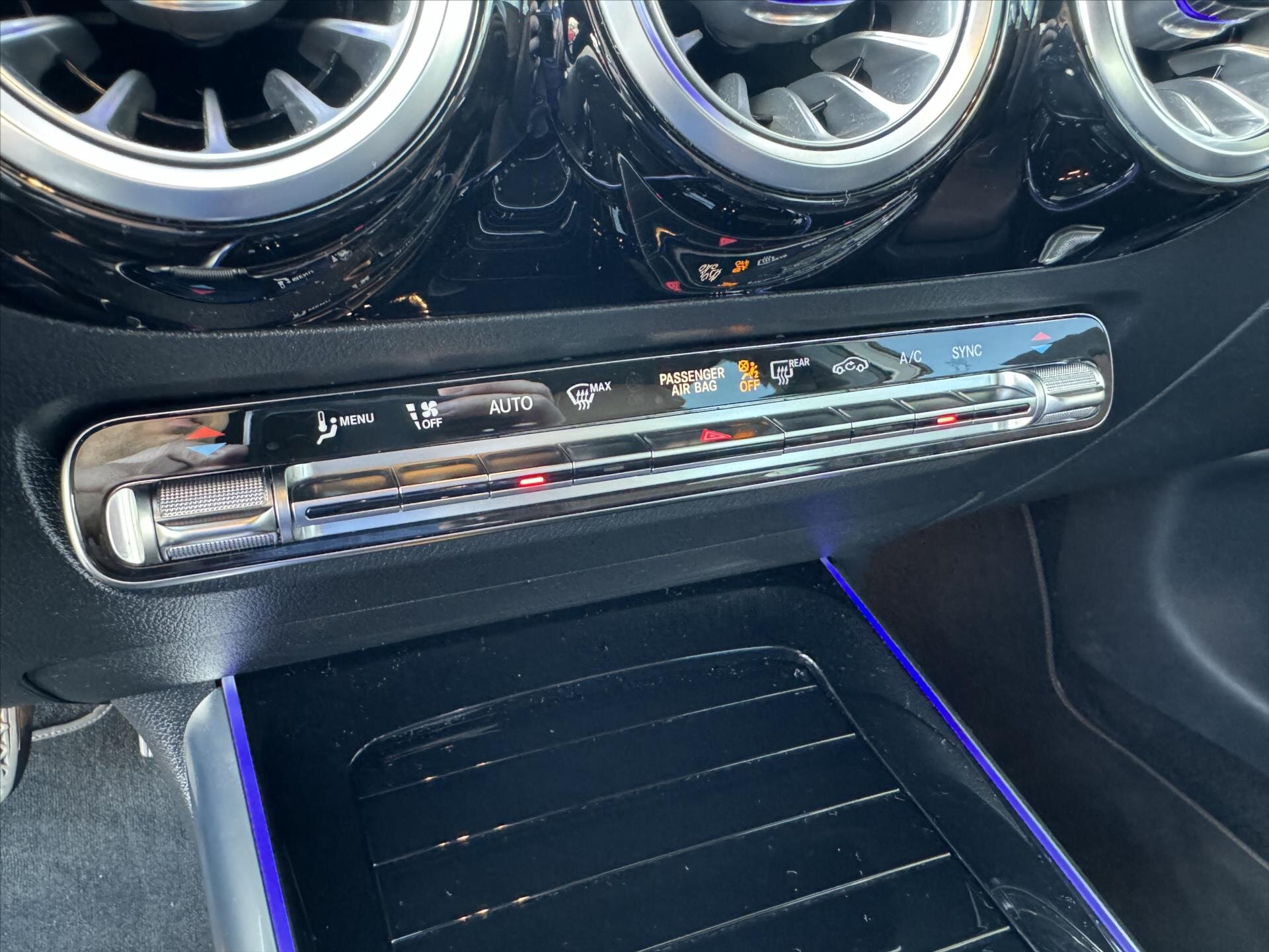 Mercedes-Benz GLA SUV / Terénní 2,0 l 165 kw