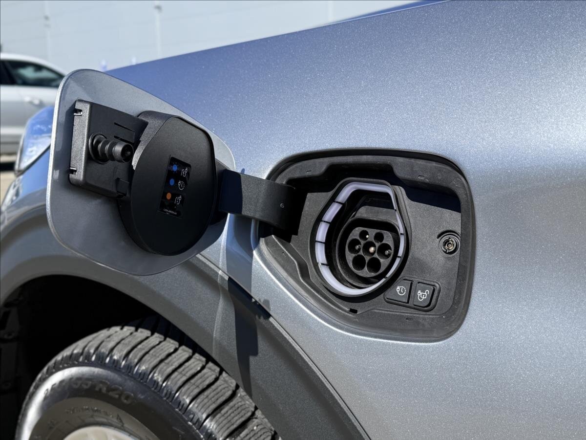 Ford Explorer SUV / Terénní 3,0 l 336 kw