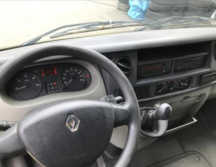 Renault Master 9