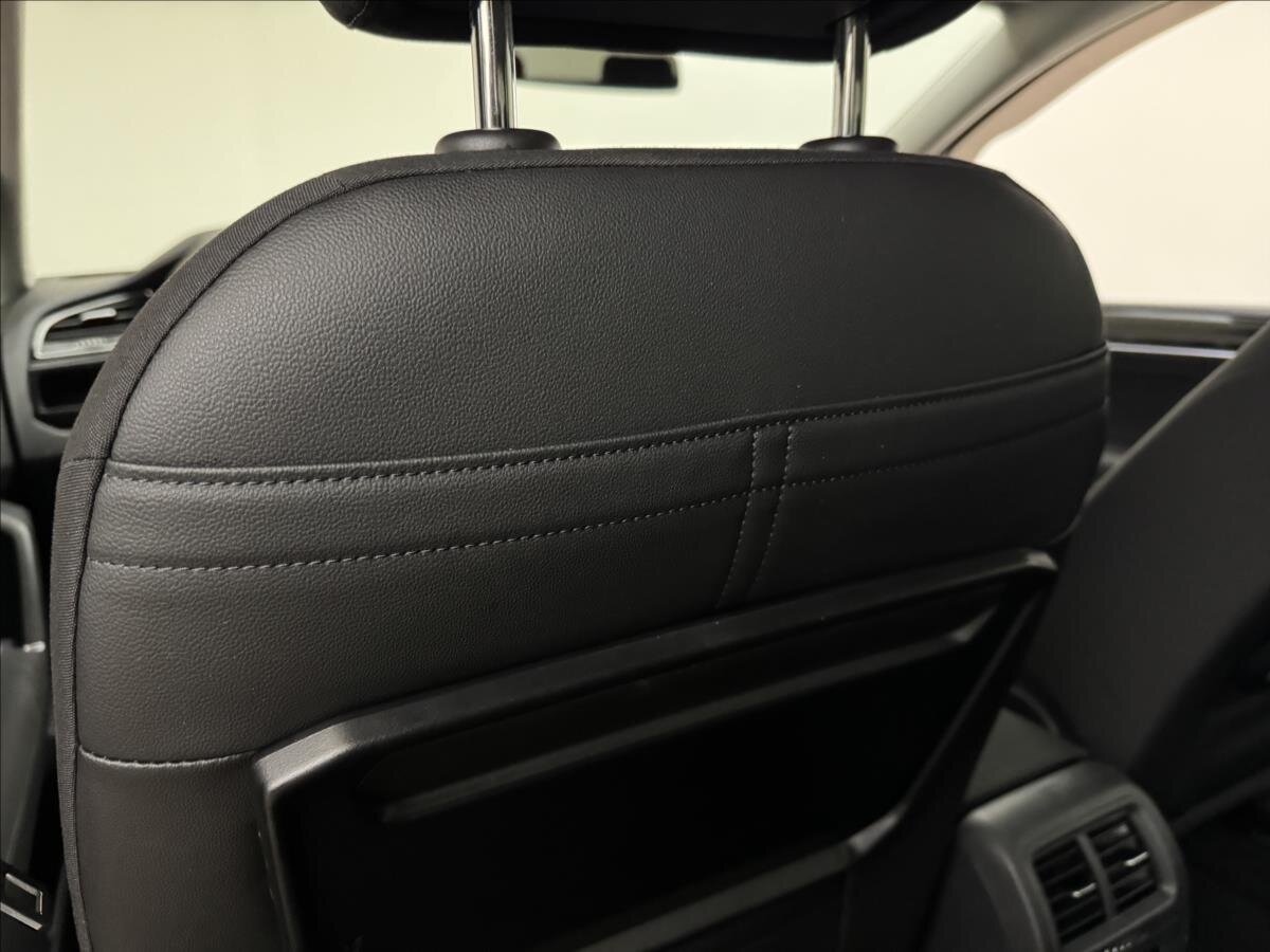 Volkswagen Touran MPV 2,0 l 110 kw