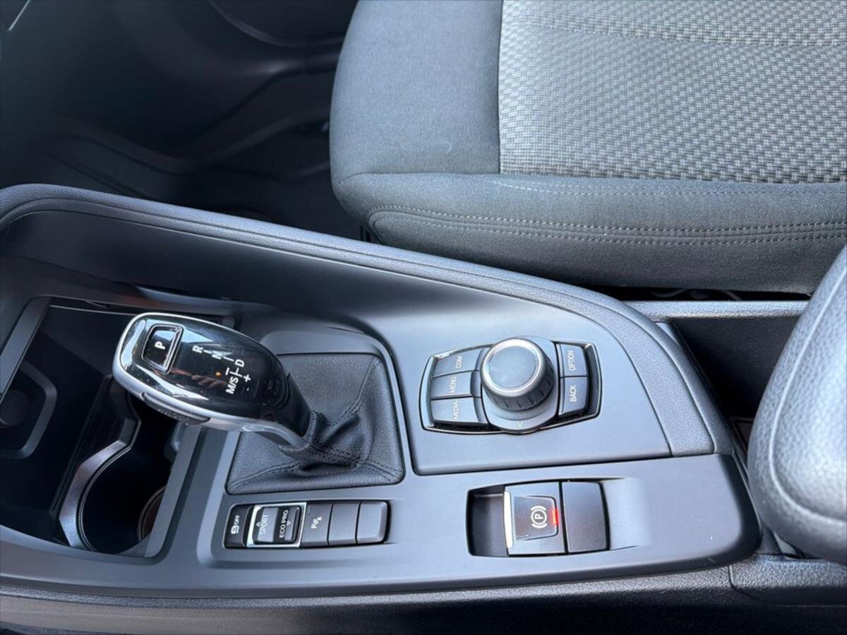 BMW X1 Kombi 2,0 l 141 kw