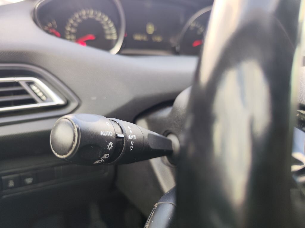 Peugeot 308 Kombi 1,6 l 88 kw