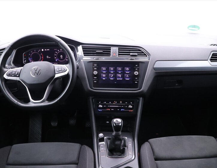 Volkswagen Tiguan SUV / Terénní 1,5 l 96 kw