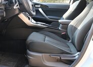 Mitsubishi Eclipse Cross Kombi 1,5 l 120 kw