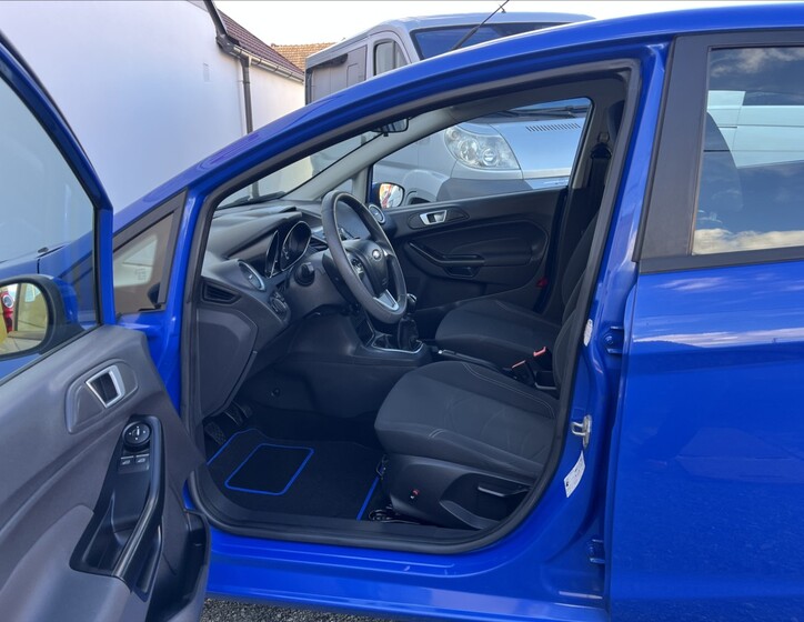 Ford Fiesta 16