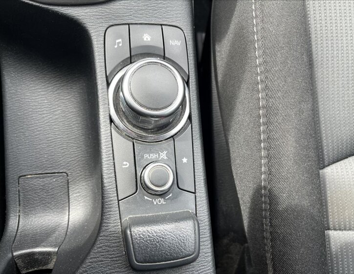 Mazda CX-3 Kombi 1,5 l 77 kw