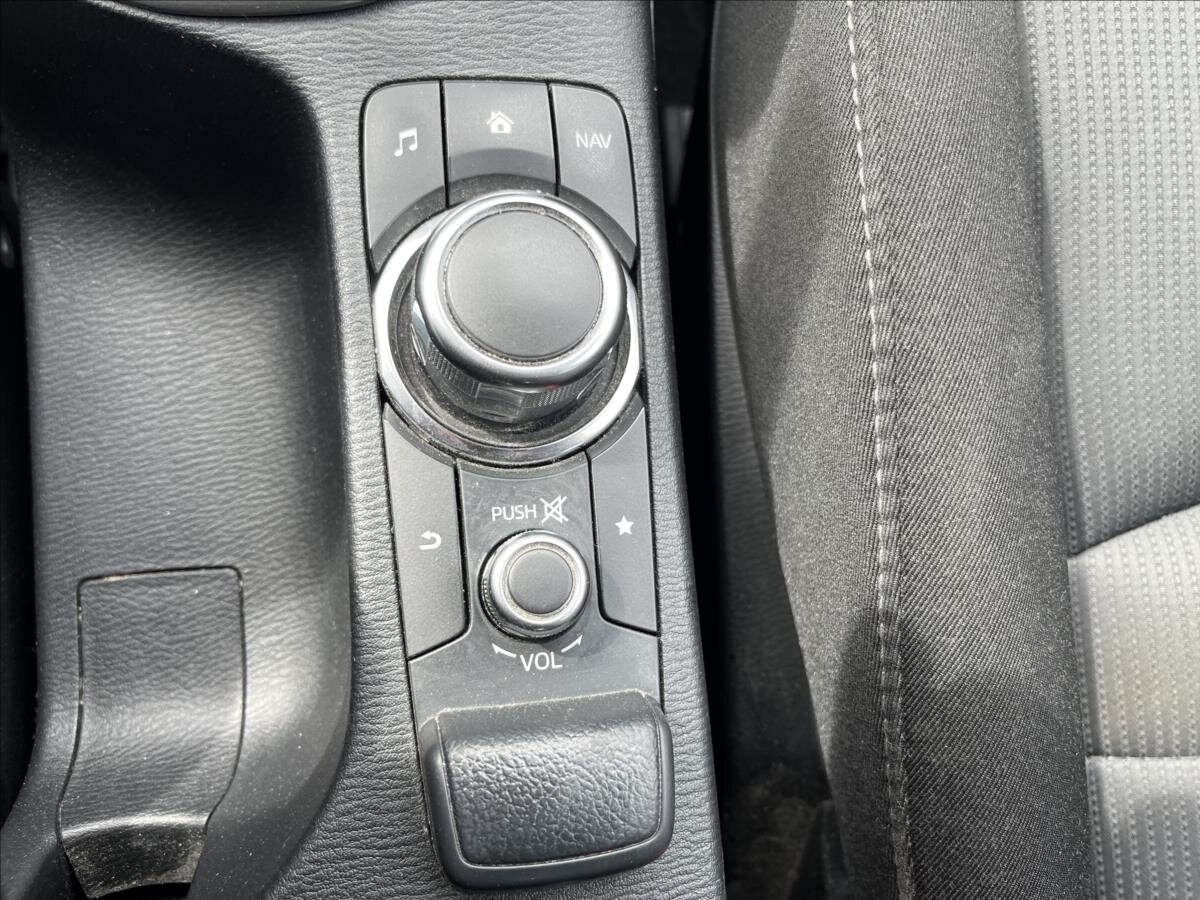 Mazda CX-3 Kombi 1,5 l 77 kw