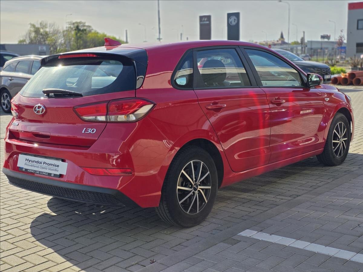 Hyundai i30 Hatchback 1,5 l 80 kw