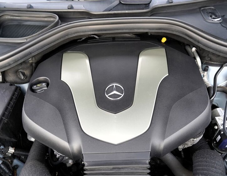 Mercedes-Benz GLS 10