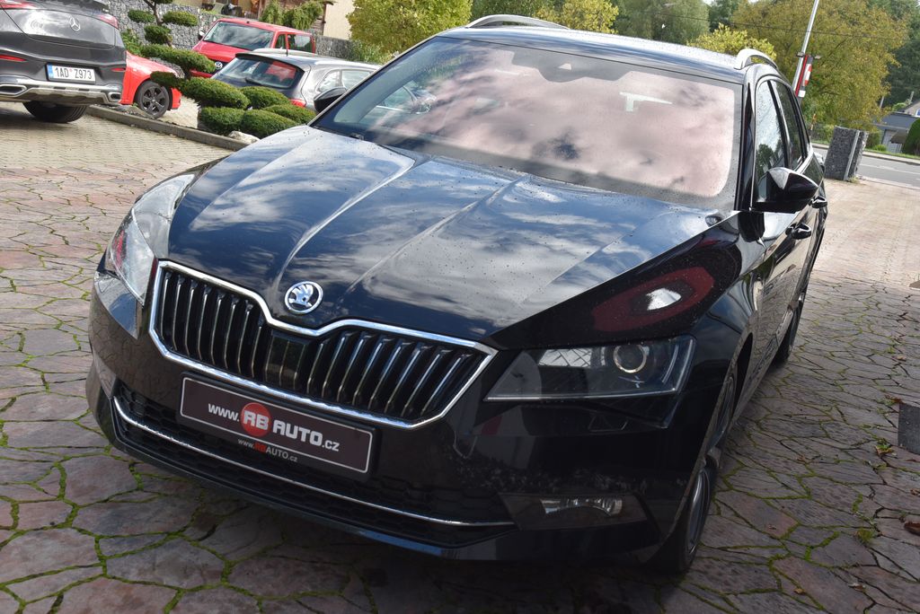 Škoda Superb