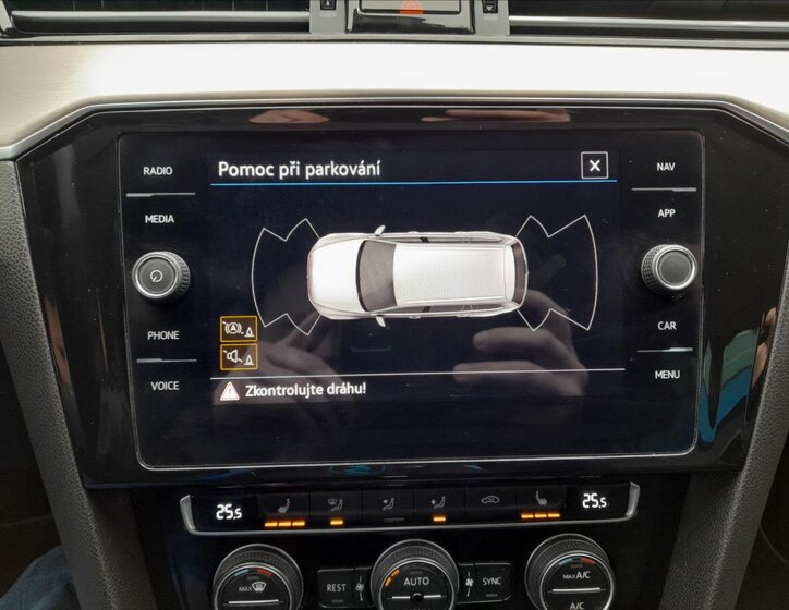 Volkswagen Passat Kombi 1,5 l 110 kw