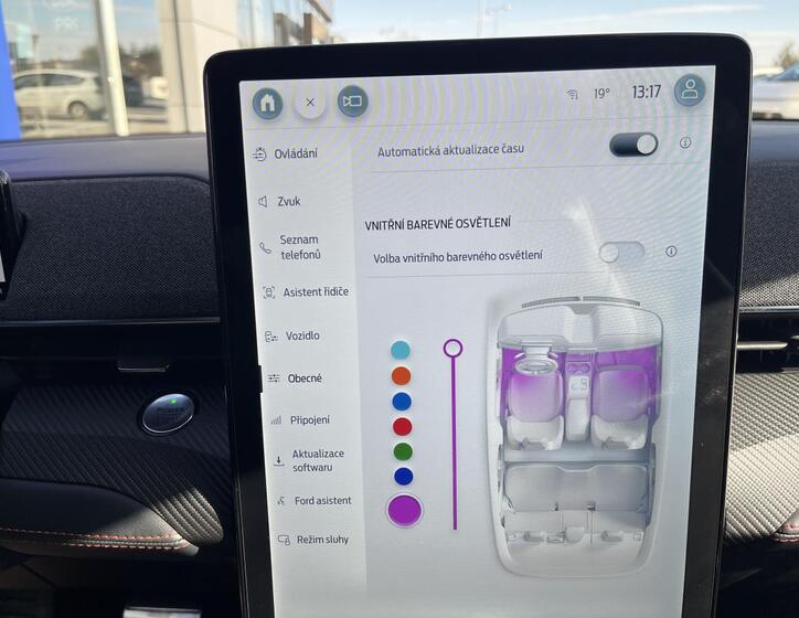 Ford Mustang Mach-E 24