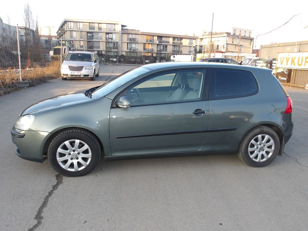 Volkswagen Golf Hatchback 1,6 l 85 kw