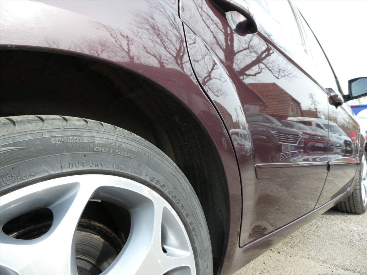 Ford S-MAX MPV 2,0 l 107 kw