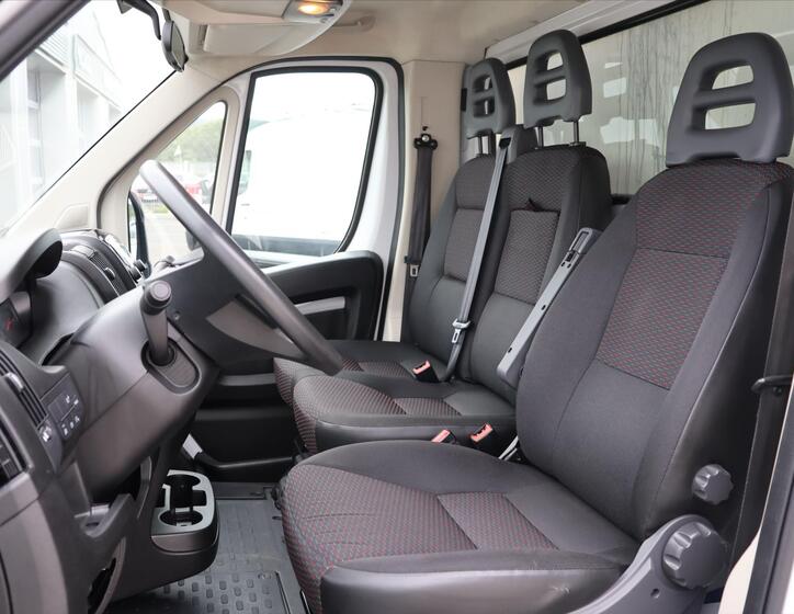 Peugeot Boxer 12