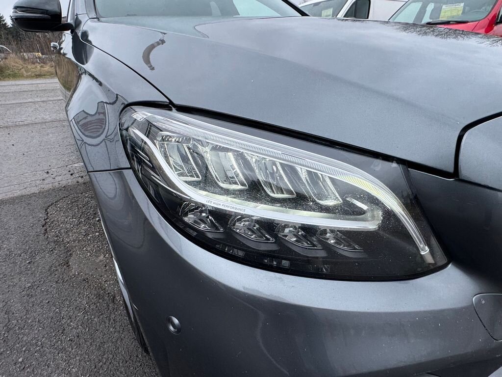 Mercedes-Benz Třídy C Kombi 2,2 l 143 kw