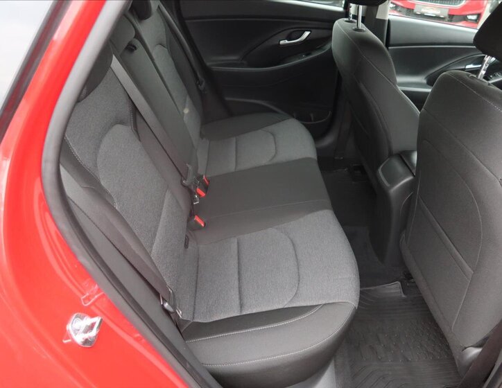 Hyundai i30 Hatchback 998,0 88 kw