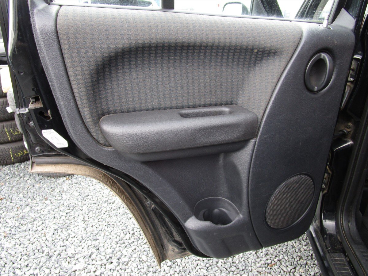 Jeep Cherokee Kombi 2,5 l 105 kw