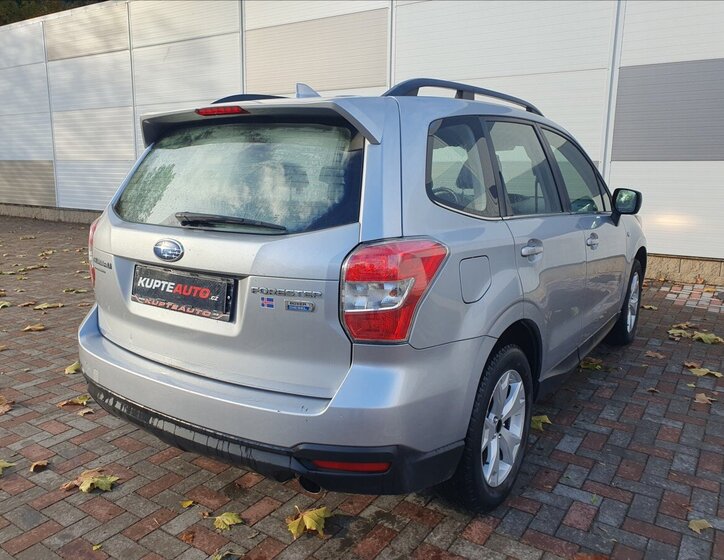 Subaru Forester SUV 2,0 l 108 kw