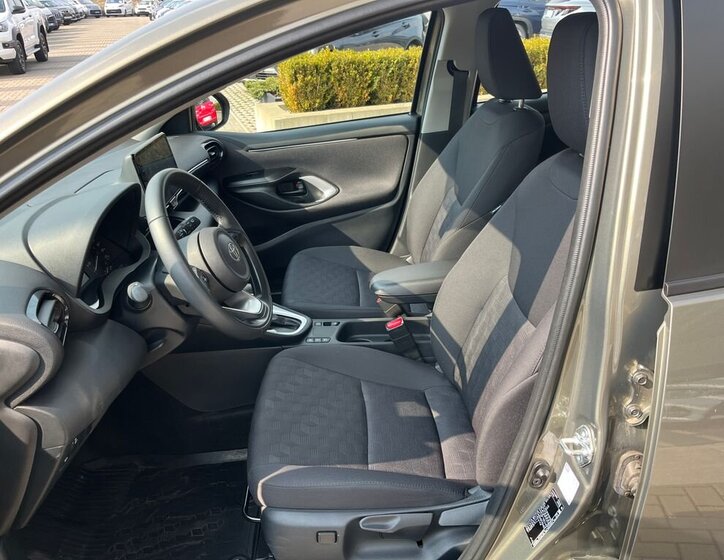 Toyota Yaris Hatchback 1,5 l 68 kw