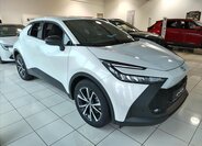 Toyota C-HR CUV 0,0 162 kw