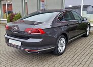 Volkswagen Passat Sedan / Limuzína 2,0 l 147 kw