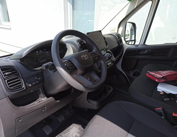 Toyota Proace Max 7