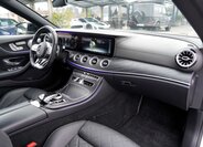 Mercedes-Benz Třídy E 30