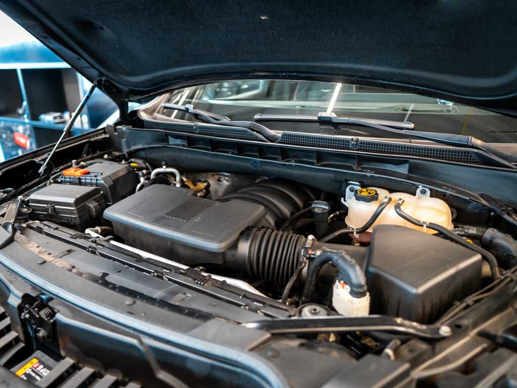 Cadillac Escalade SUV / Terénní 6,2 l 313 kw