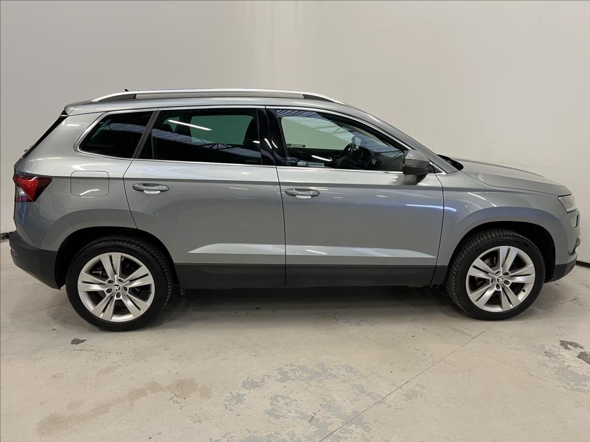 Škoda Karoq SUV 1,5 l 110 kw