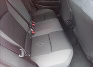 Toyota C-HR SUV 1,8 l 103 kw