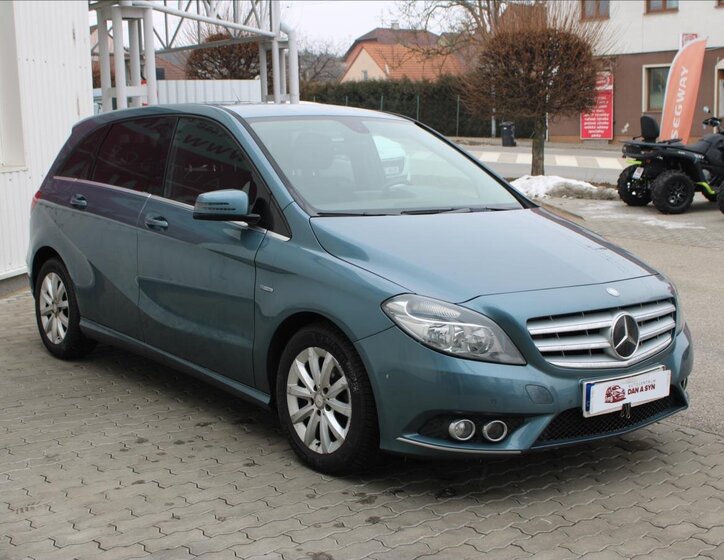 Mercedes-Benz Třídy B Kombi 1,6 l 90 kw