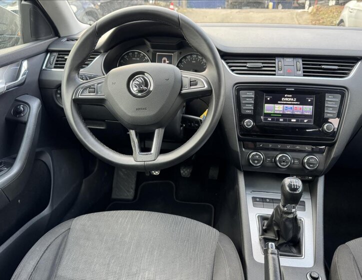 Škoda Octavia Kombi 2,0 l 110 kw