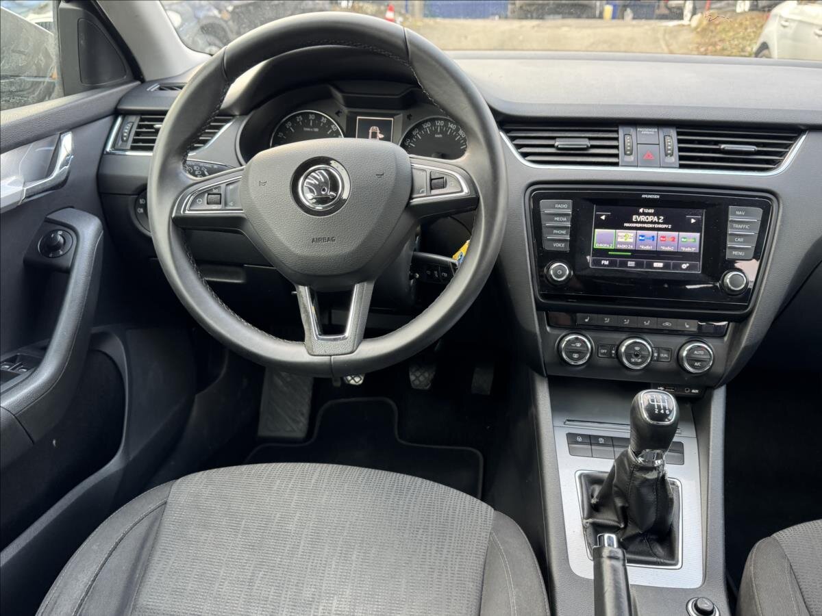 Škoda Octavia Kombi 2,0 l 110 kw