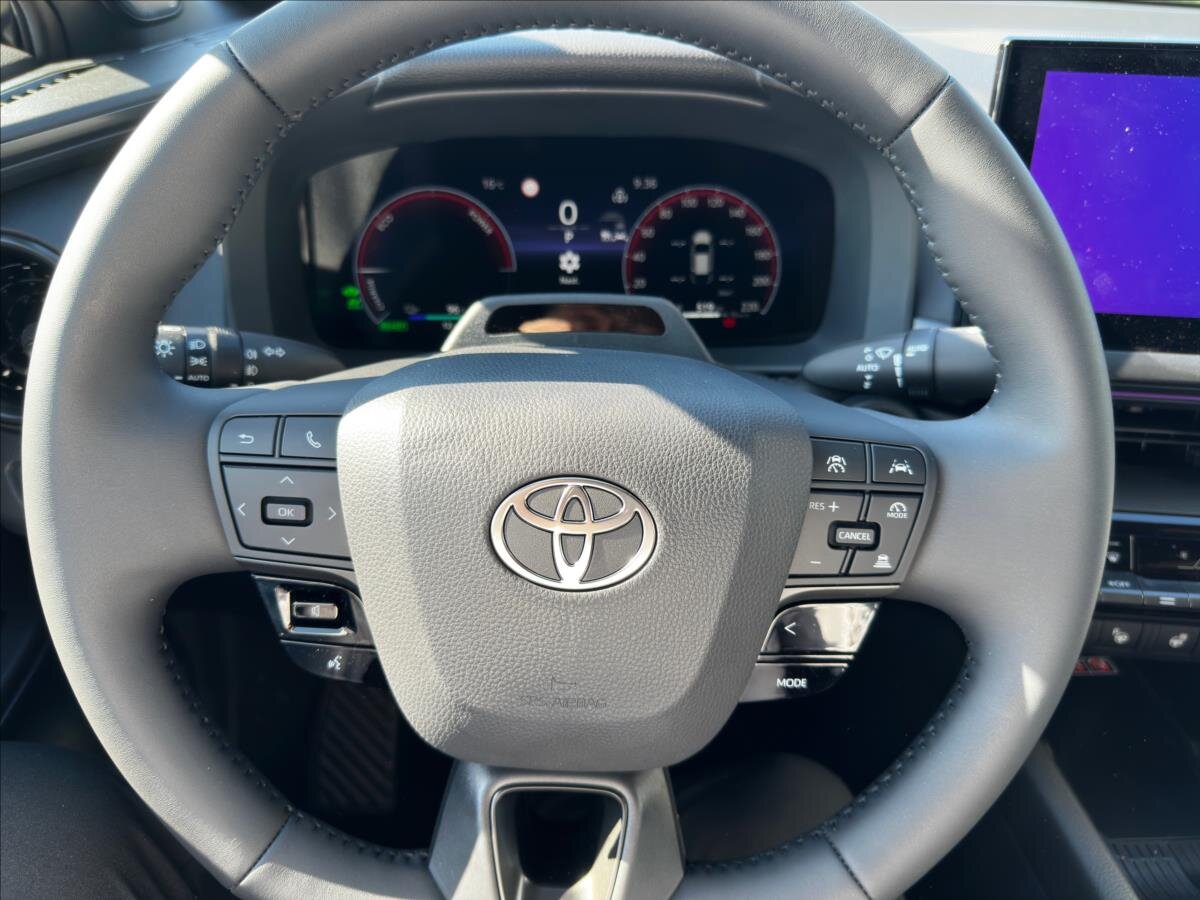 Toyota C-HR Hatchback 2,0 l 111 kw