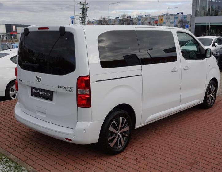 Toyota ProAce Verso 4