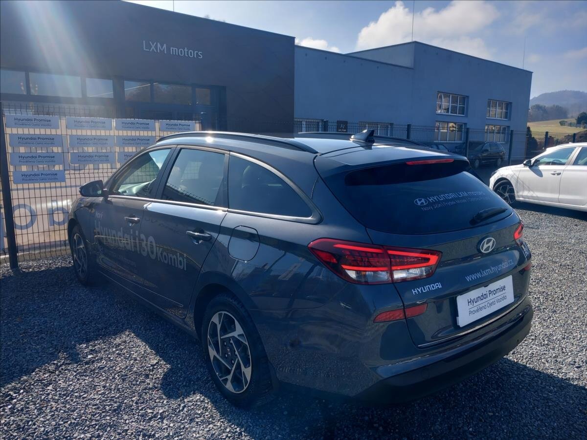 Hyundai i30 Kombi 998,0 73 kw