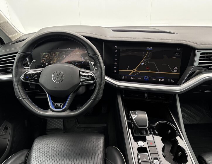 Volkswagen Touareg SUV / Terénní 3,0 l 210 kw