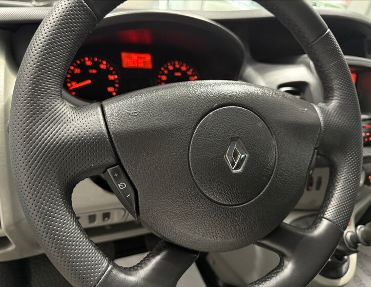 Renault Trafic 9