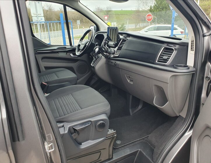 Ford Tourneo Custom Ostatní 2,0 l 96 kw