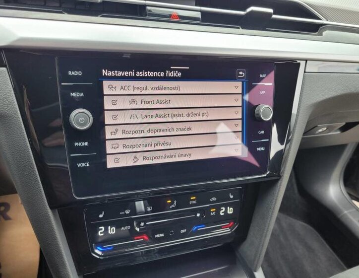 Volkswagen Arteon Liftback 2,0 l 147 kw