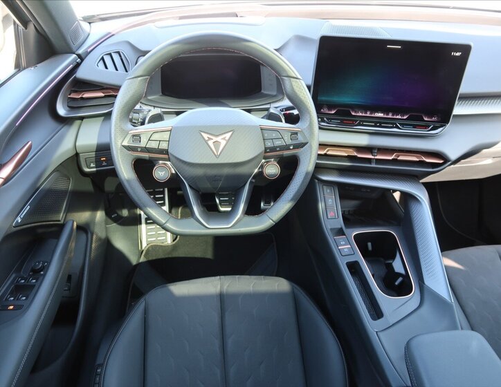 Cupra Terramar SUV / Terénní 2,0 l 195 kw