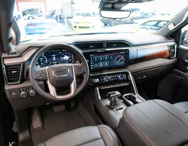 GMC Sierra Pick-up 6,2 l 313 kw