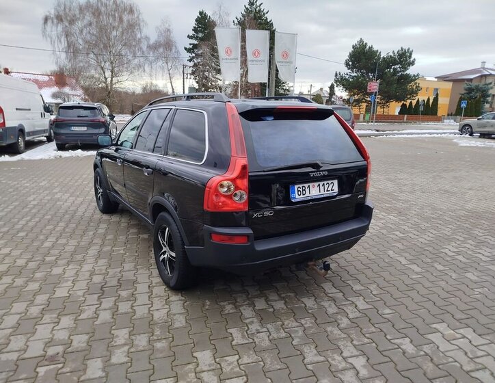 Volvo XC90 SUV / Terénní 2,4 l 136 kw