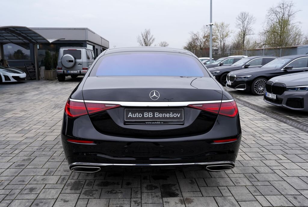 Mercedes-Benz Třídy S Sedan / Limuzína 3,0 l 320 kw